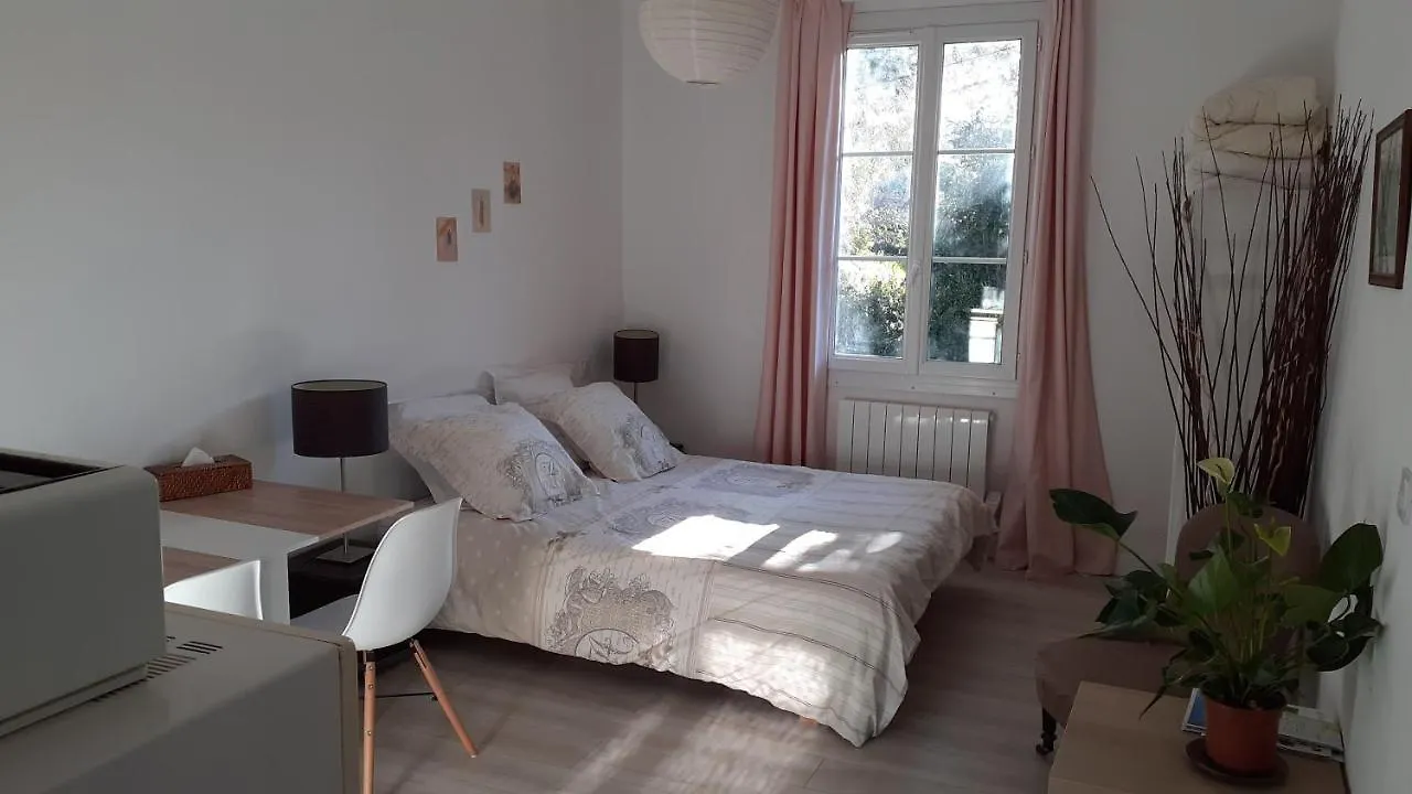 Apartment Ferienwohnung Studio 22M2 Vence Centre Au Calme